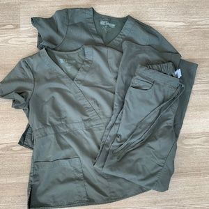 Bundle greys anatomy green scrubs